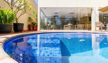 Casa em condomínio com 3 suítes 4 vagas piscina à venda Botânico