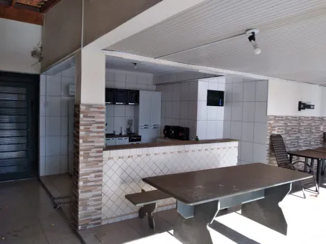 Sobrado 04 dormitórios com piscina para venda no bairro Vila Monte Alegre