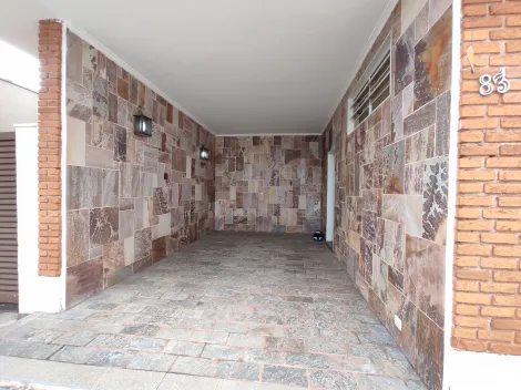 Casa térrea 03 dormitórios com hidro para locação na Ribeirânia