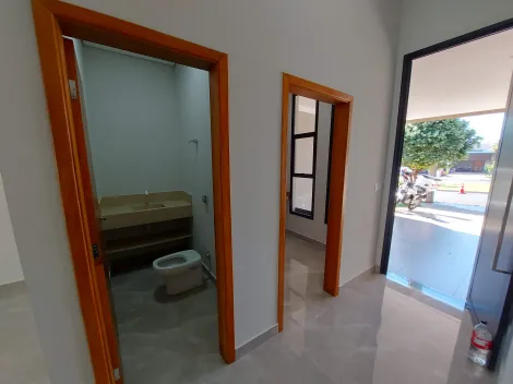 Casa térrea em condomínio 03 dormitórios com piscina para venda no Villa Romana I