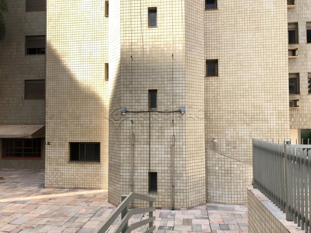 Alugar Apartamento / Padrão em Ribeirão Preto R$ 1.700,00 - Foto 9 Alugar Apartamento / Padrão em Ribeirão Preto R$ 1.700,00 - Foto 9