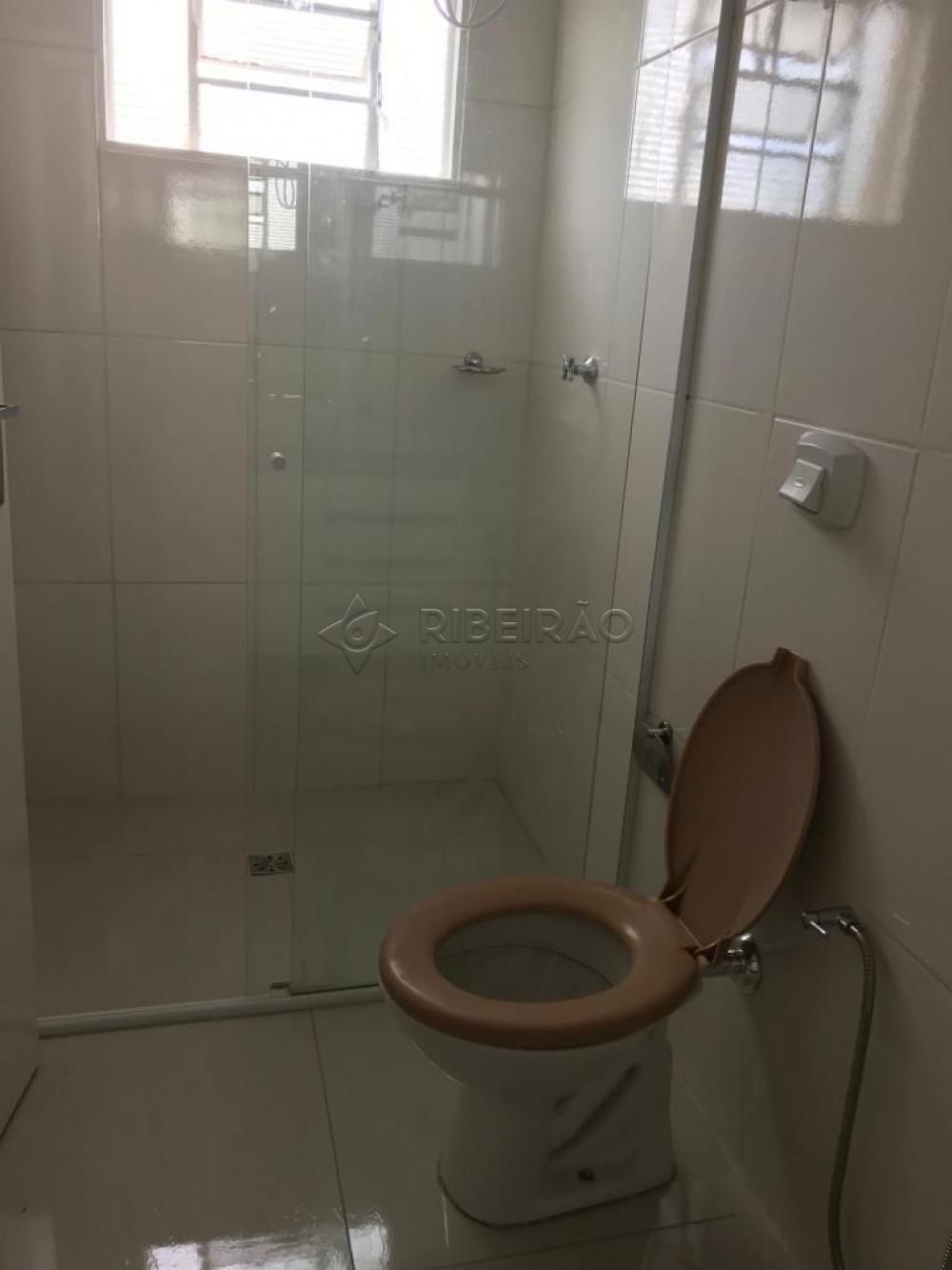 banheiro Alugar Apartamento / Padrão em Ribeirão Preto R$ 1.650,00 - Foto 13