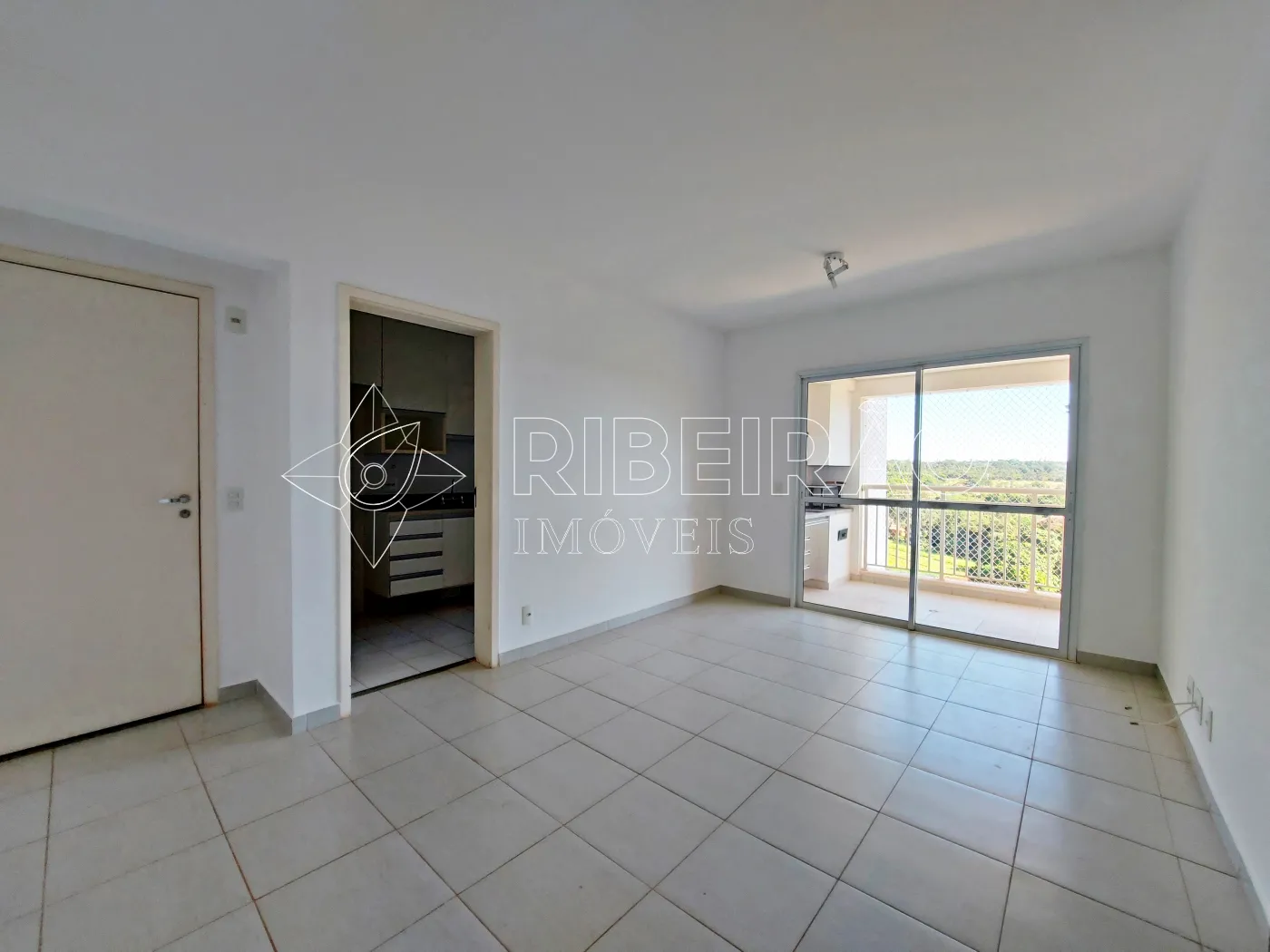 Alugar Apartamento / Padrão em Ribeirão Preto R$ 2.000,00 - Foto 3