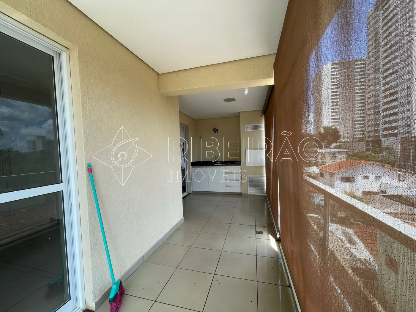 Alugar Apartamento / Padrão em Ribeirão Preto R$ 3.000,00 - Foto 3