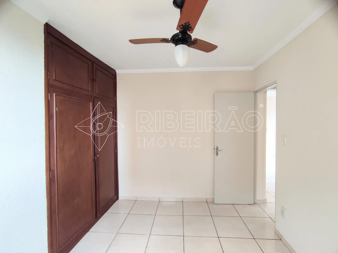 Alugar Apartamento / Padrão em Ribeirão Preto R$ 1.050,00 - Foto 8