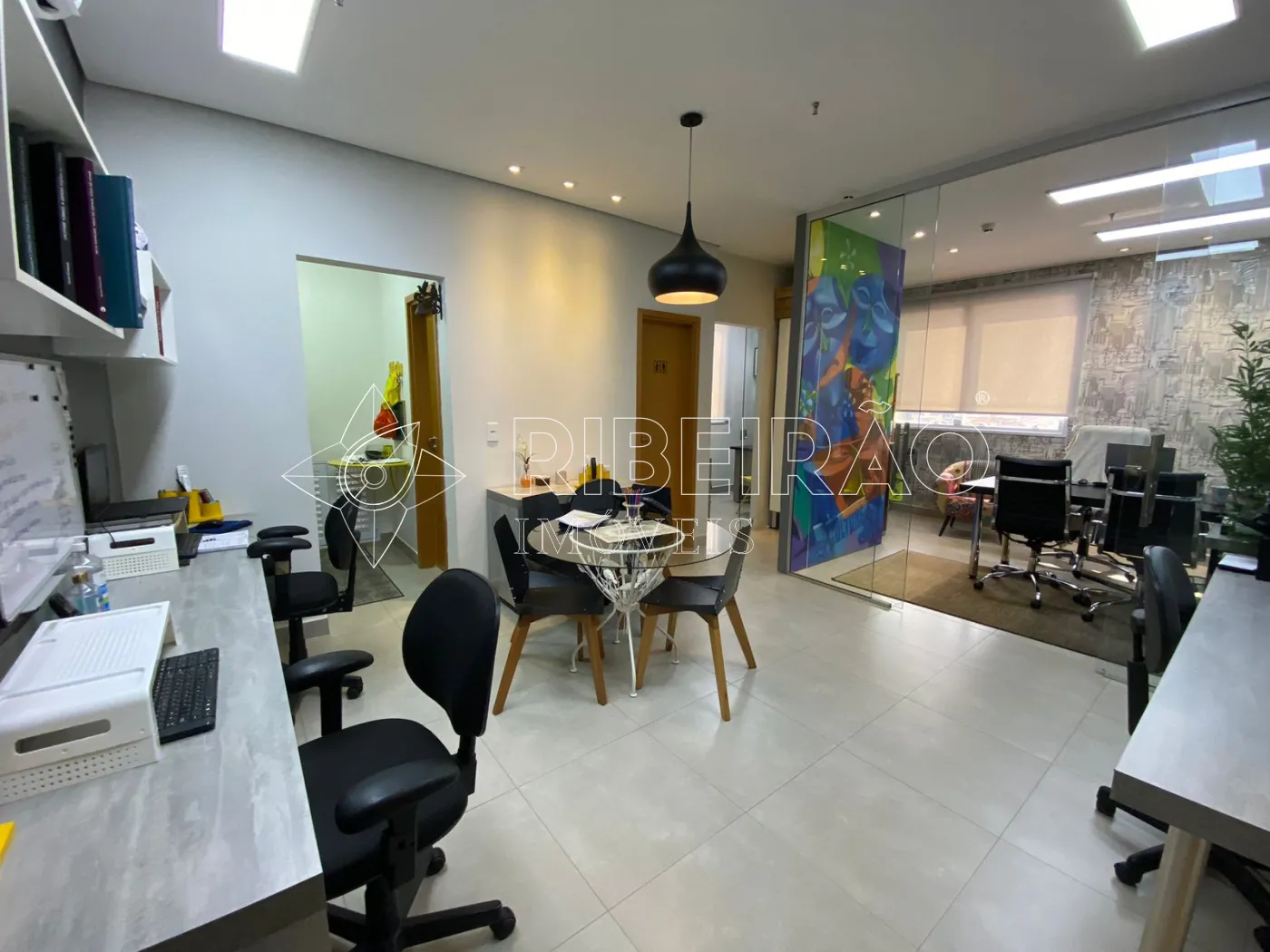 Alugar Comercial / Sala em Ribeirão Preto R$ 2.250,00 - Foto 2