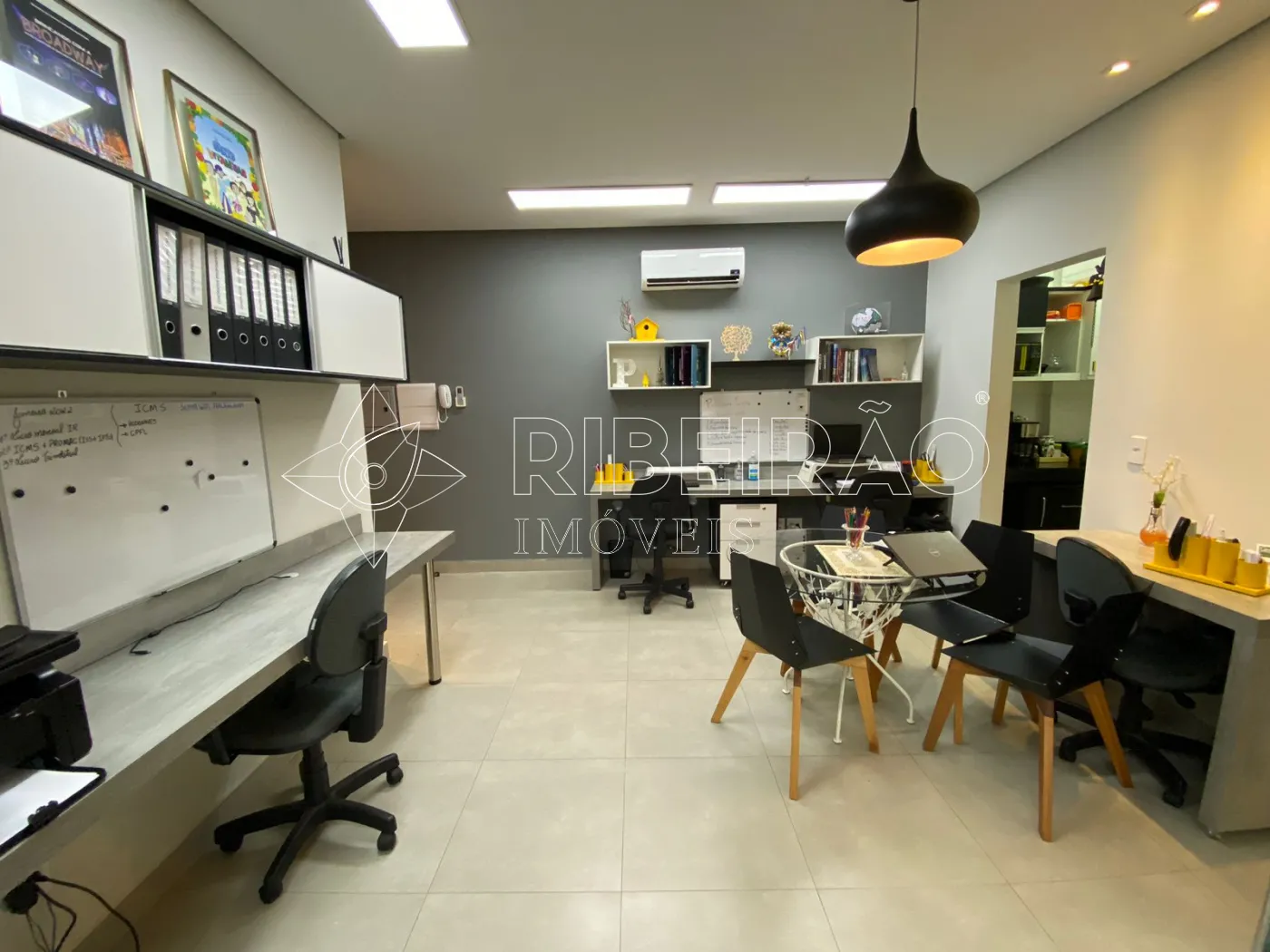 Alugar Comercial / Sala em Ribeirão Preto R$ 2.250,00 - Foto 8