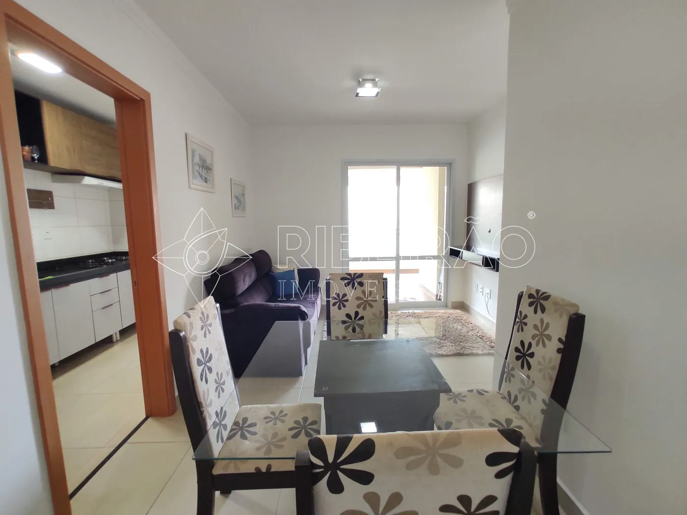 Alugar Apartamento / Padrão em Ribeirão Preto R$ 3.500,00 - Foto 1