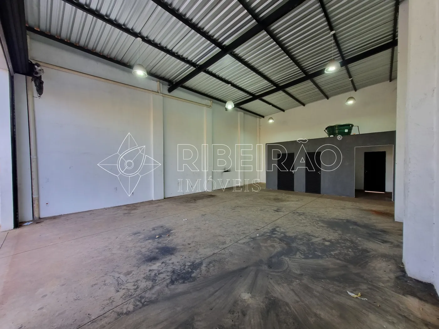 Alugar Comercial / Salão em Ribeirão Preto R$ 3.500,00 - Foto 2
