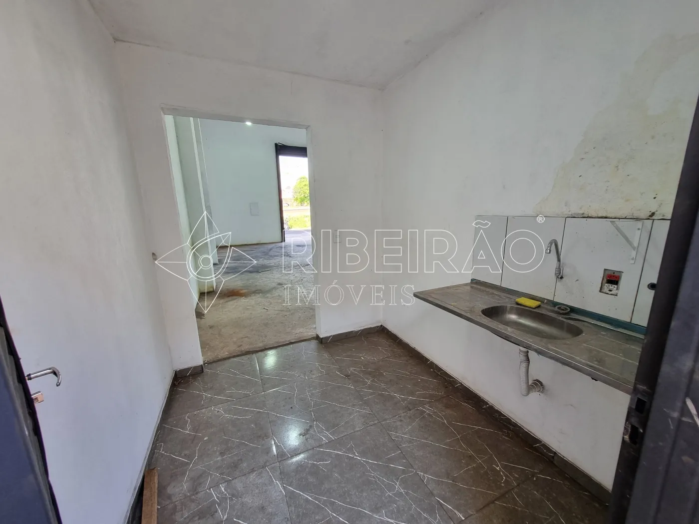 Alugar Comercial / Salão em Ribeirão Preto R$ 3.500,00 - Foto 9