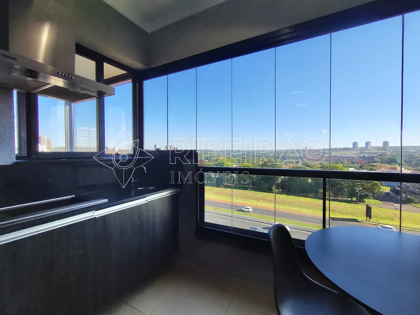Alugar Apartamento / Padrão em Ribeirão Preto R$ 2.300,00 - Foto 3