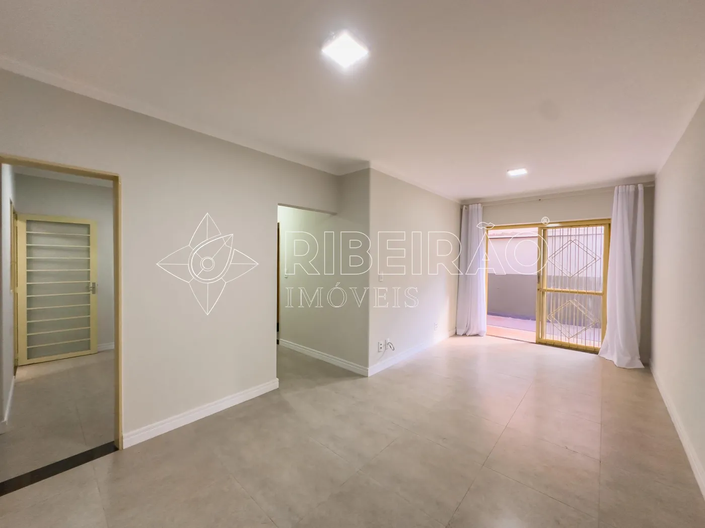 Comprar Apartamento / Padrão em Ribeirão Preto R$ 320.000,00 - Foto 1
