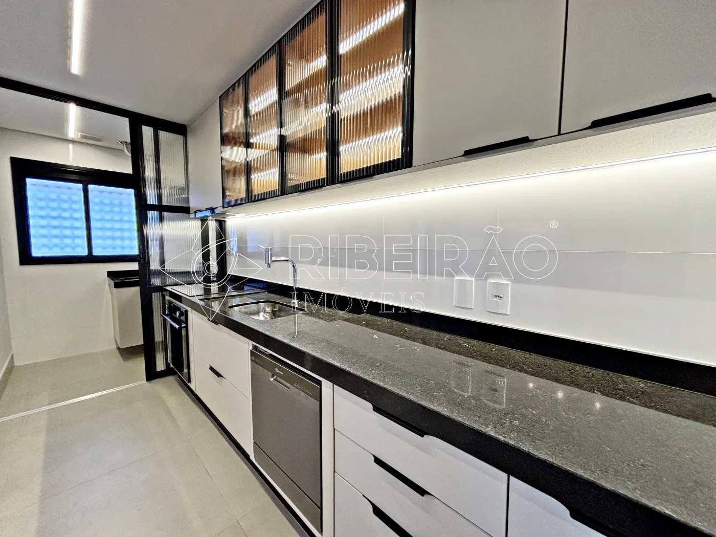 Alugar Apartamento / Padrão em Ribeirão Preto R$ 4.900,00 - Foto 8
