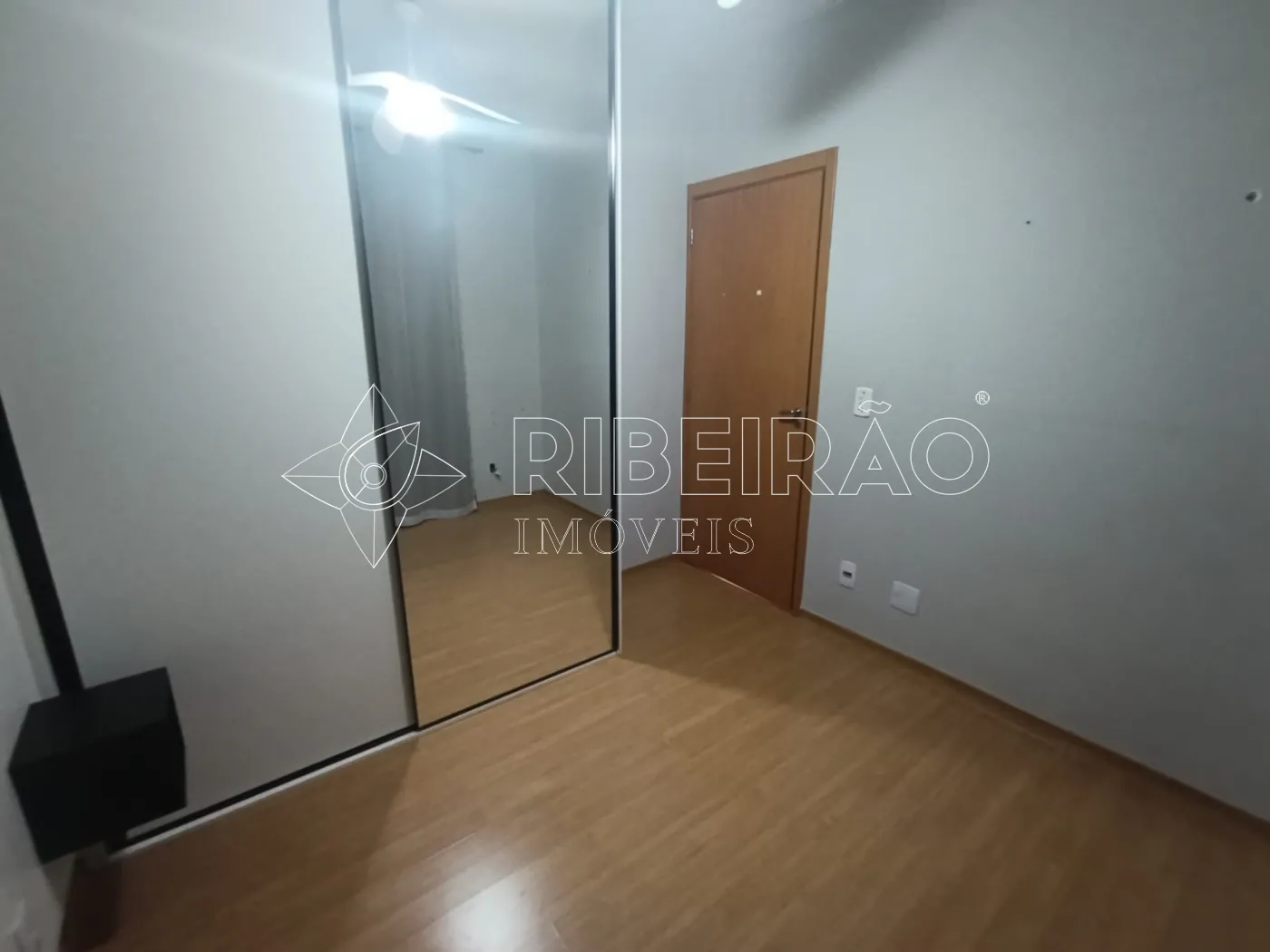 Alugar Apartamento / Padrão em Ribeirão Preto R$ 1.500,00 - Foto 12