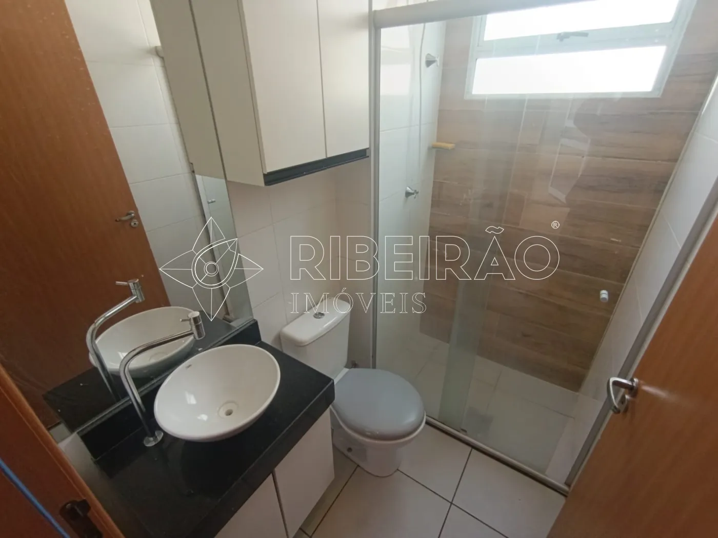 Alugar Apartamento / Padrão em Ribeirão Preto R$ 1.500,00 - Foto 13