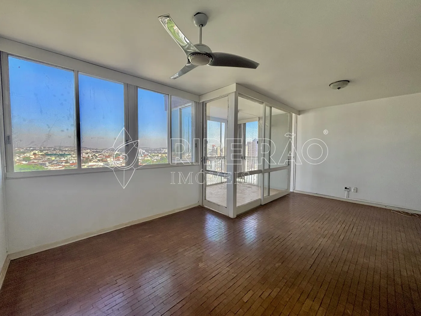 Comprar Apartamento / Padrão em Ribeirão Preto R$ 425.000,00 - Foto 3