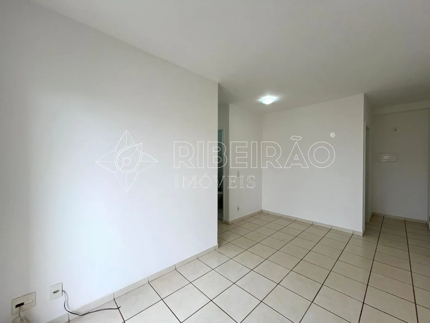 Alugar Apartamento / Padrão em Ribeirão Preto R$ 1.800,00 - Foto 2