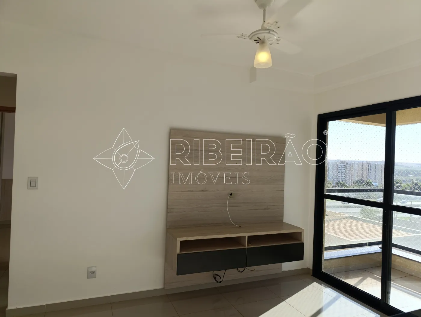 Alugar Apartamento / Padrão em Ribeirão Preto R$ 1.300,00 - Foto 2