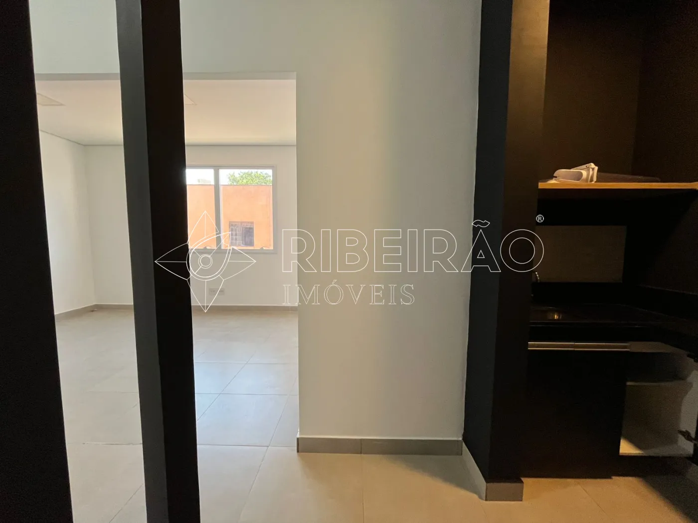 Alugar Comercial / Sala em Ribeirão Preto R$ 1.800,00 - Foto 8