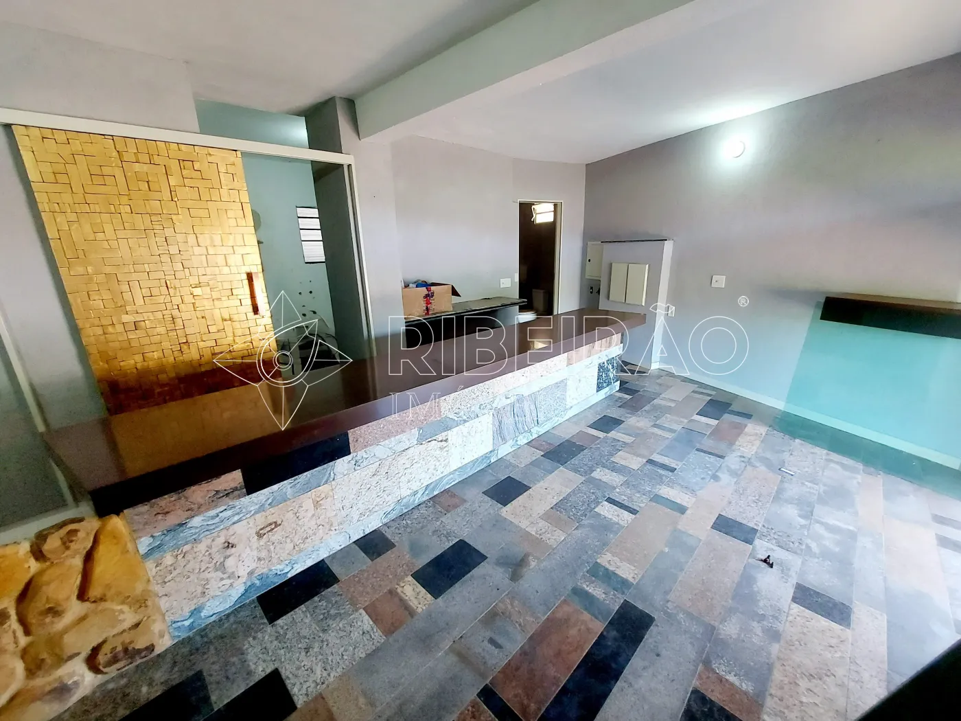 Alugar Comercial / Salão em Ribeirão Preto R$ 4.000,00 - Foto 2