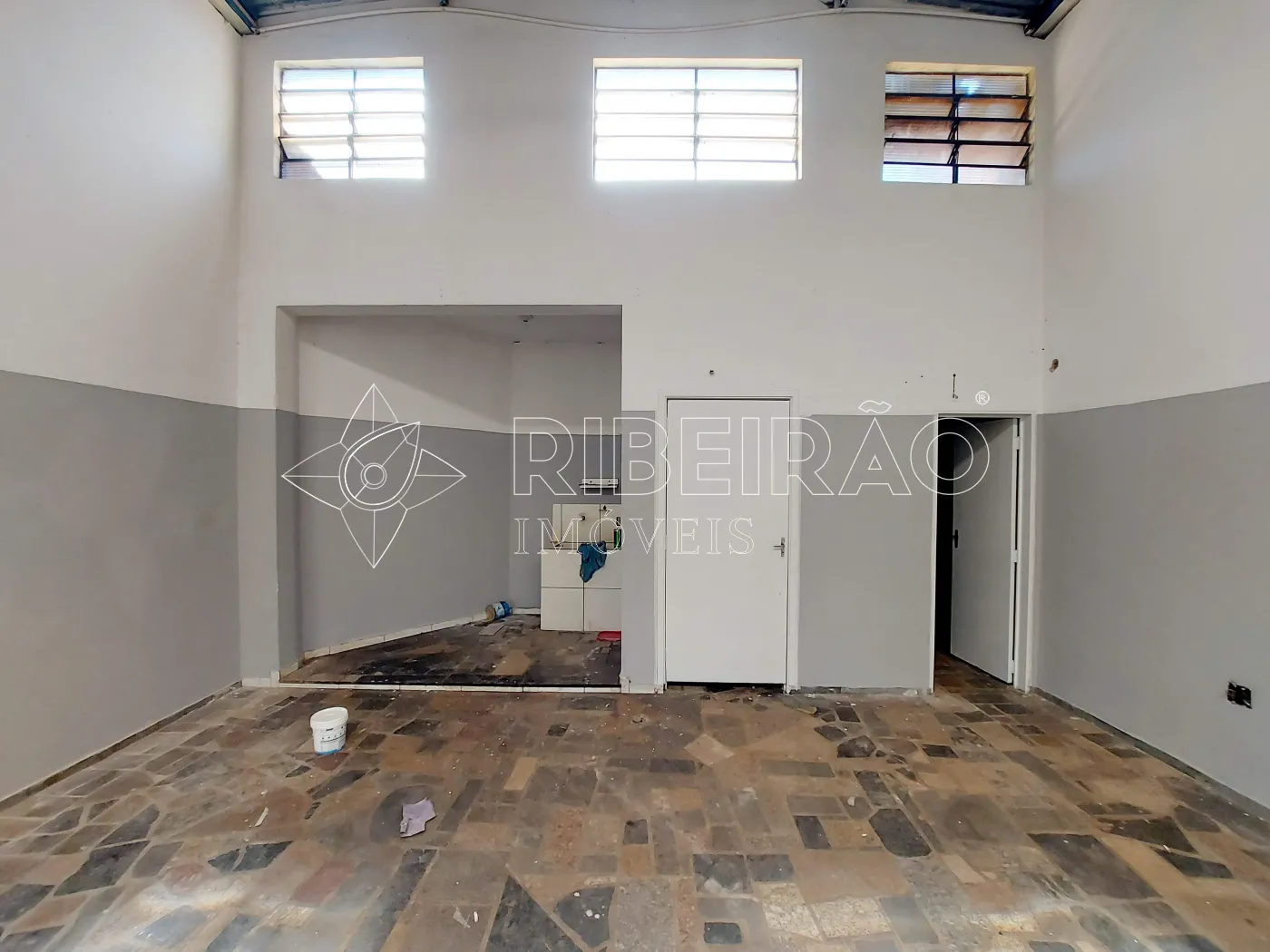 Alugar Comercial / Salão em Ribeirão Preto R$ 4.000,00 - Foto 4