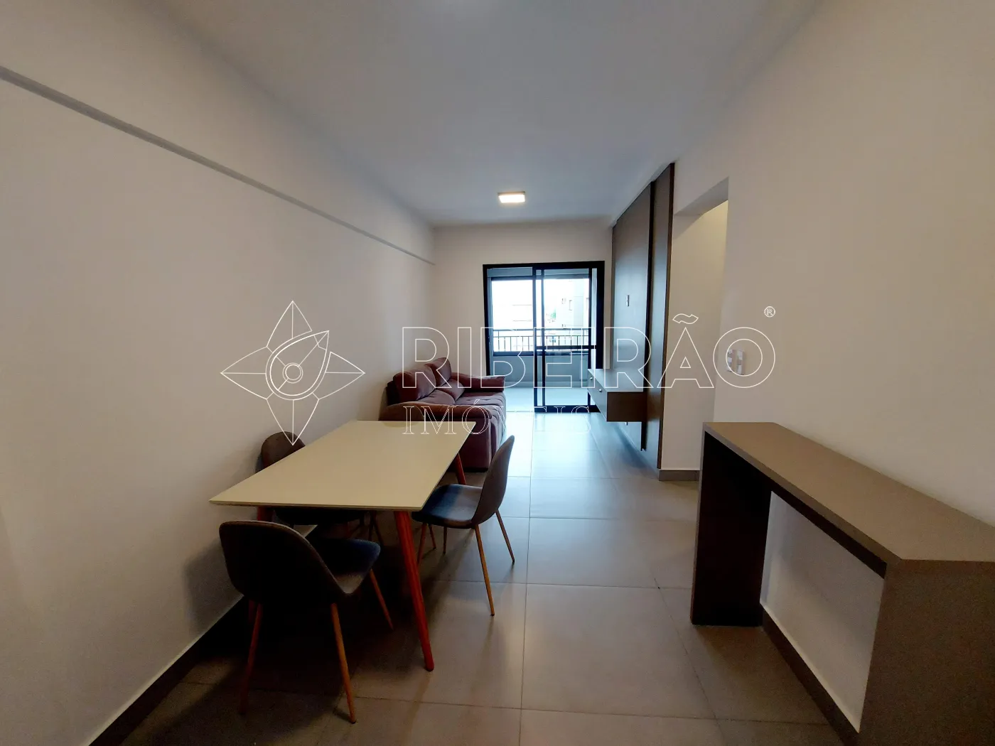 Alugar Apartamento / Padrão em Ribeirão Preto R$ 3.950,00 - Foto 1