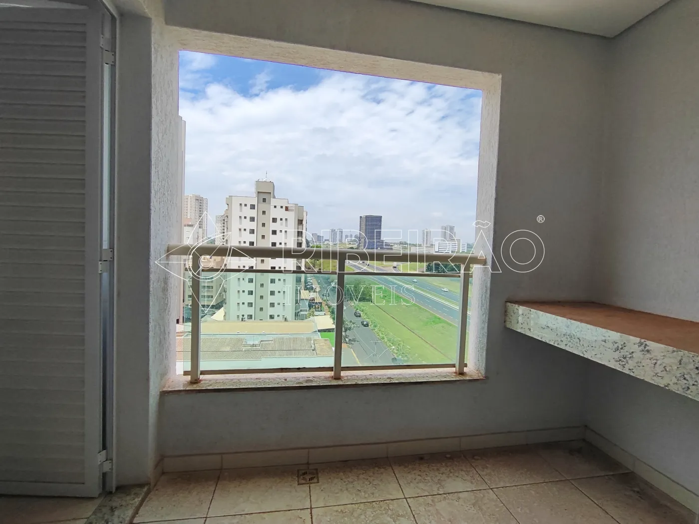 Alugar Apartamento / Padrão em Ribeirão Preto R$ 1.500,00 - Foto 4
