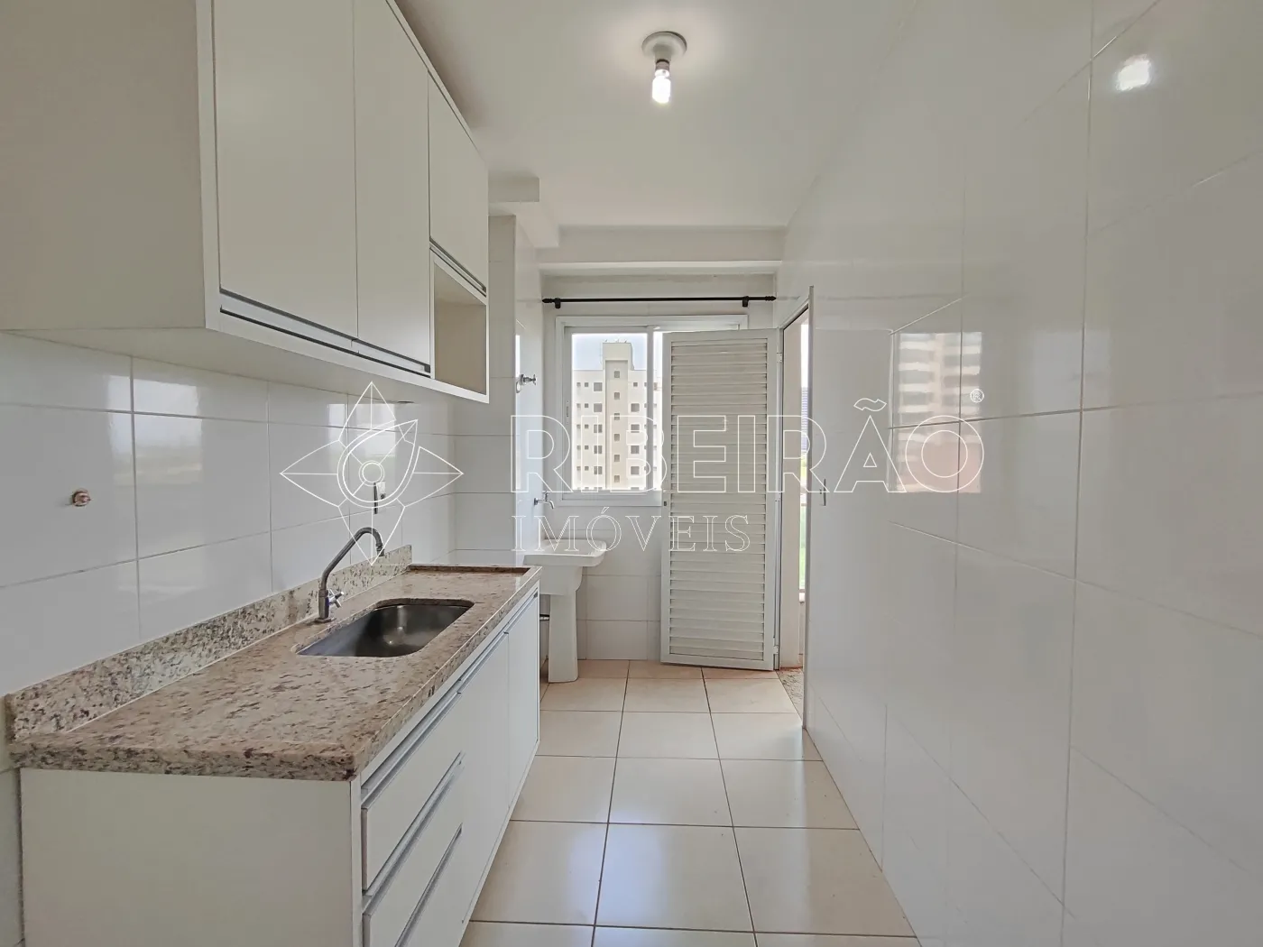 Alugar Apartamento / Padrão em Ribeirão Preto R$ 1.500,00 - Foto 9
