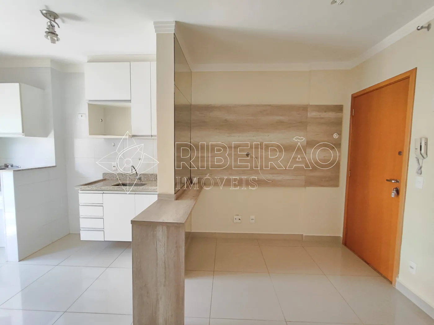 Alugar Apartamento / Padrão em Ribeirão Preto R$ 1.350,00 - Foto 3