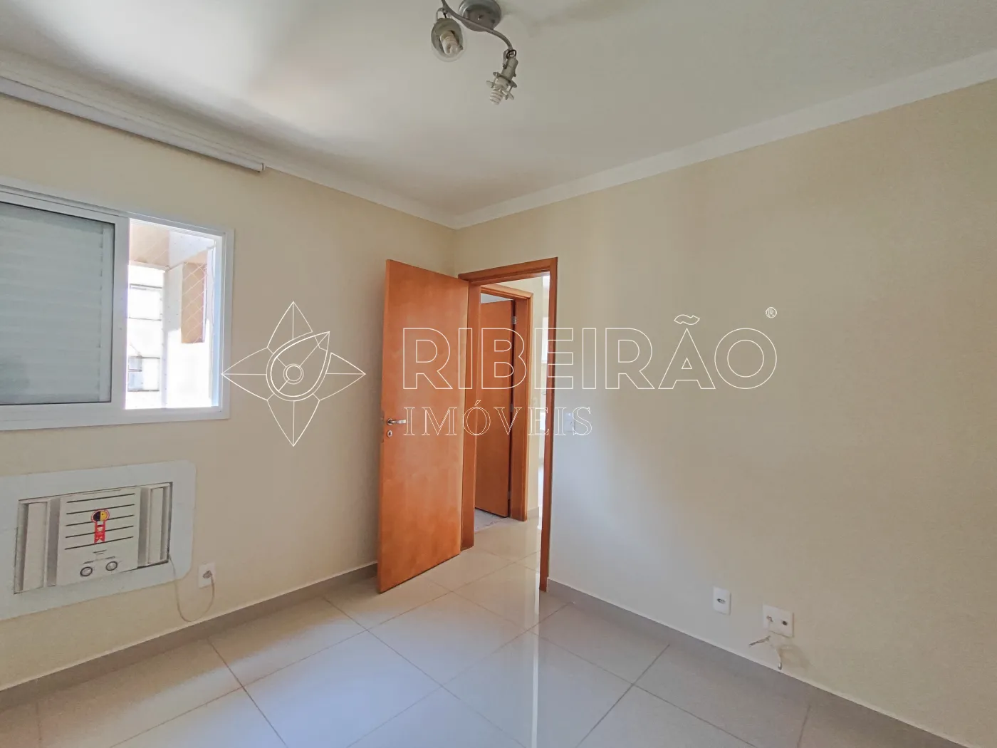 Alugar Apartamento / Padrão em Ribeirão Preto R$ 1.350,00 - Foto 11