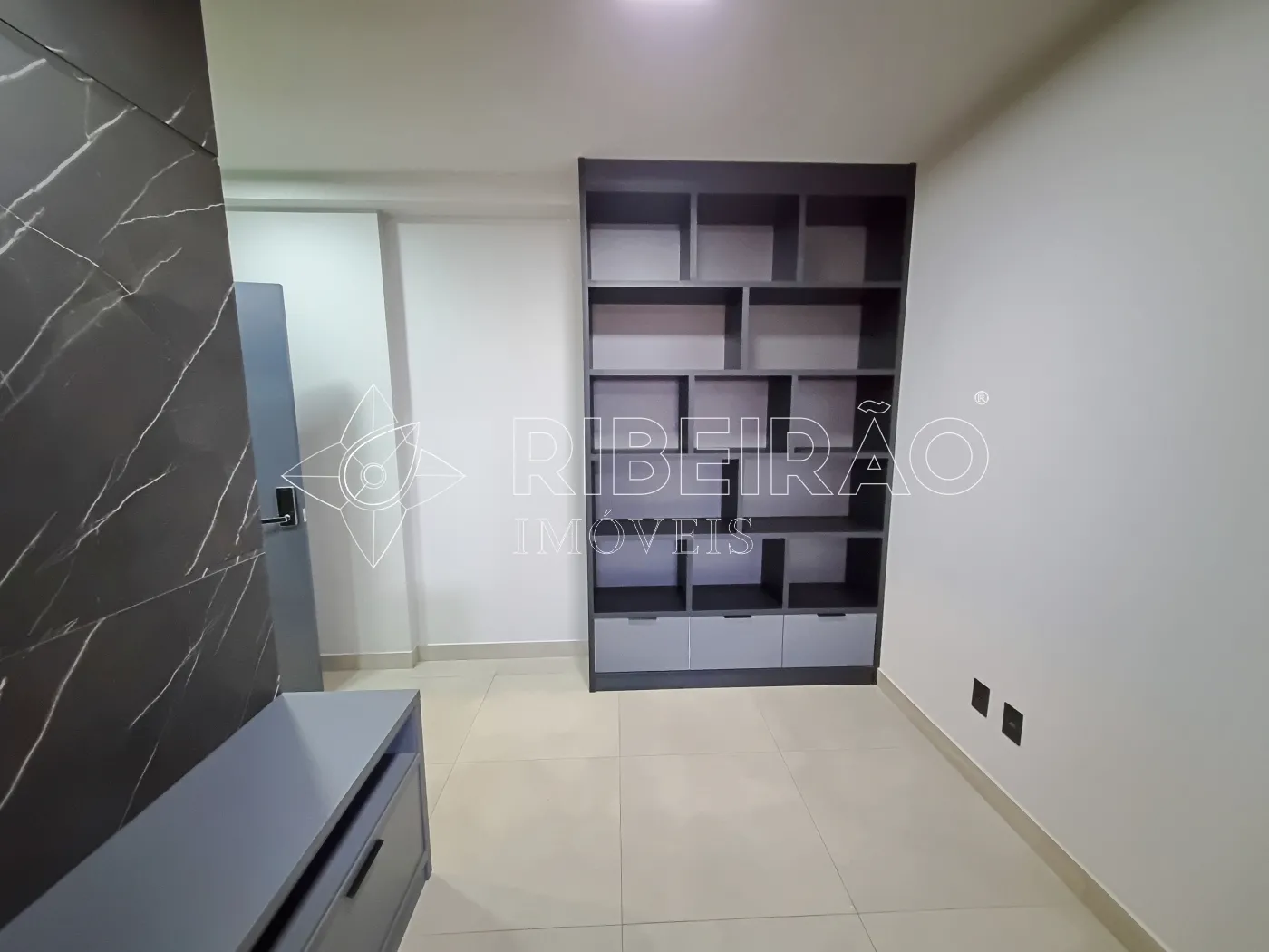 Alugar Apartamento / Padrão em Ribeirão Preto R$ 3.950,00 - Foto 2