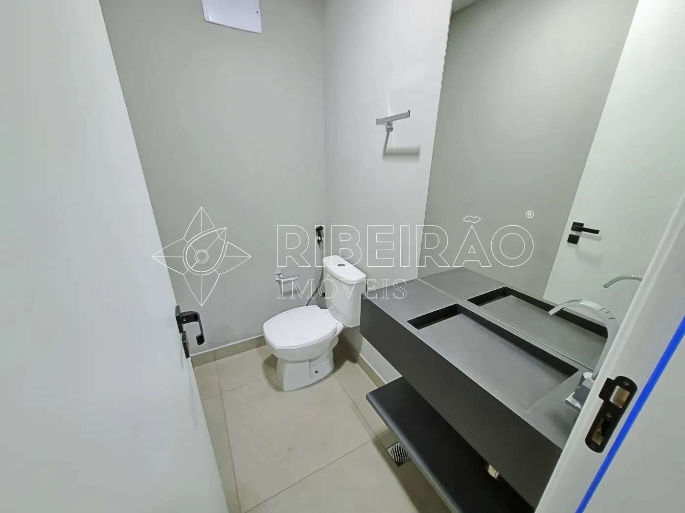 Alugar Apartamento / Padrão em Ribeirão Preto R$ 3.950,00 - Foto 4