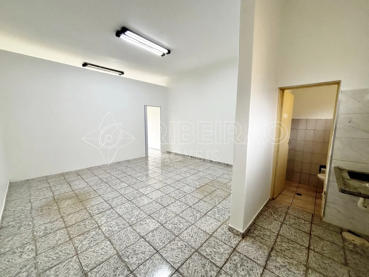 Alugar Comercial / Imóvel Comercial em Ribeirão Preto R$ 2.300,00 - Foto 7