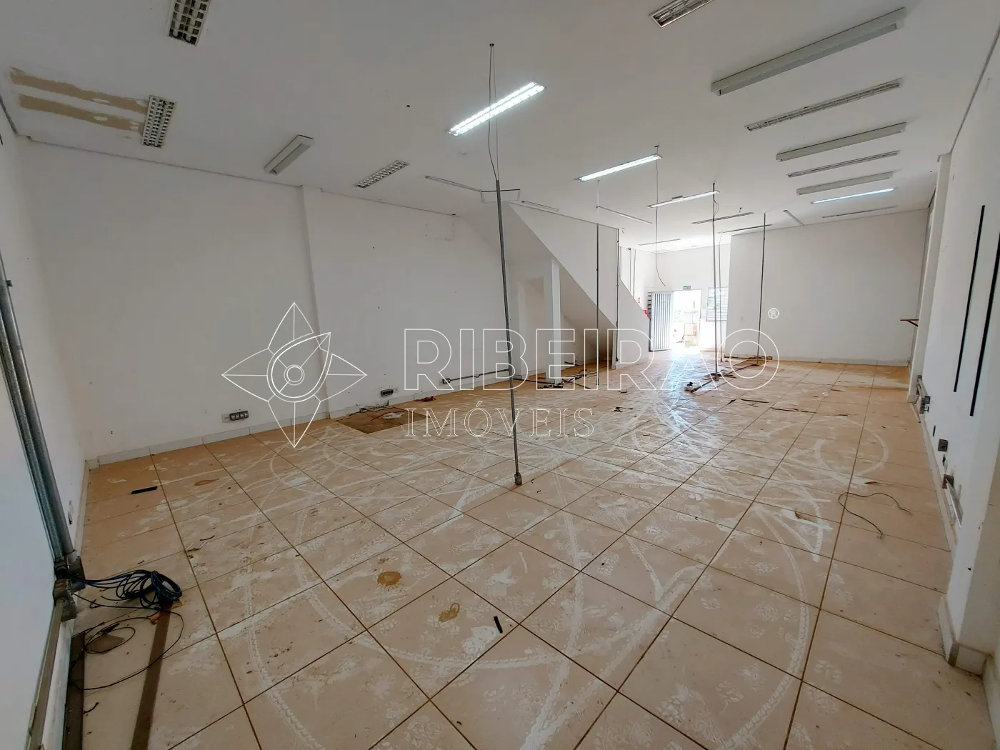 Alugar Comercial / Imóvel Comercial em Ribeirão Preto R$ 32.000,00 - Foto 8