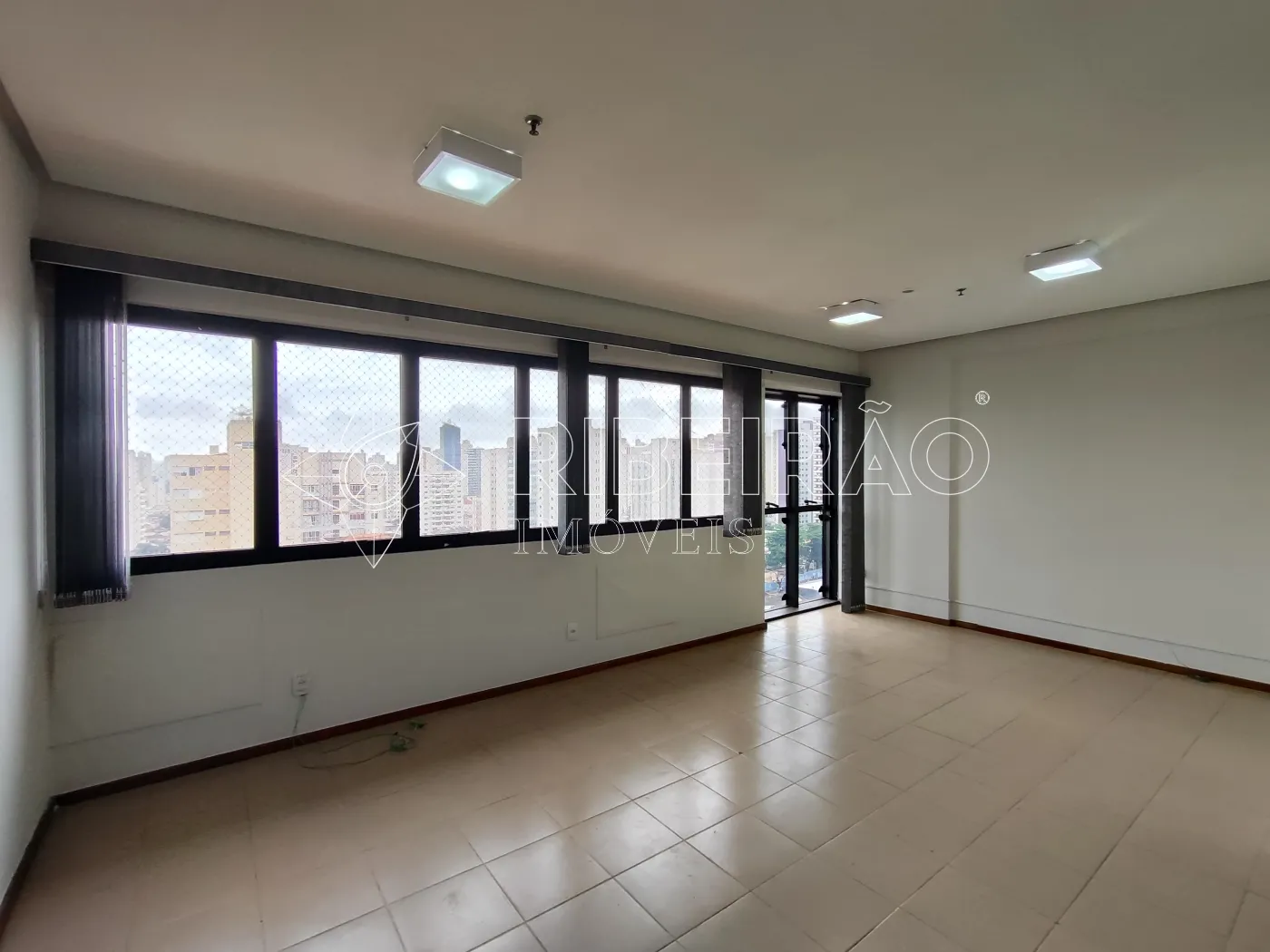 Alugar Comercial / Sala em Ribeirão Preto R$ 870,00 - Foto 6