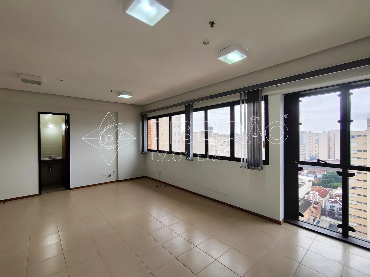 Alugar Comercial / Sala em Ribeirão Preto R$ 870,00 - Foto 7