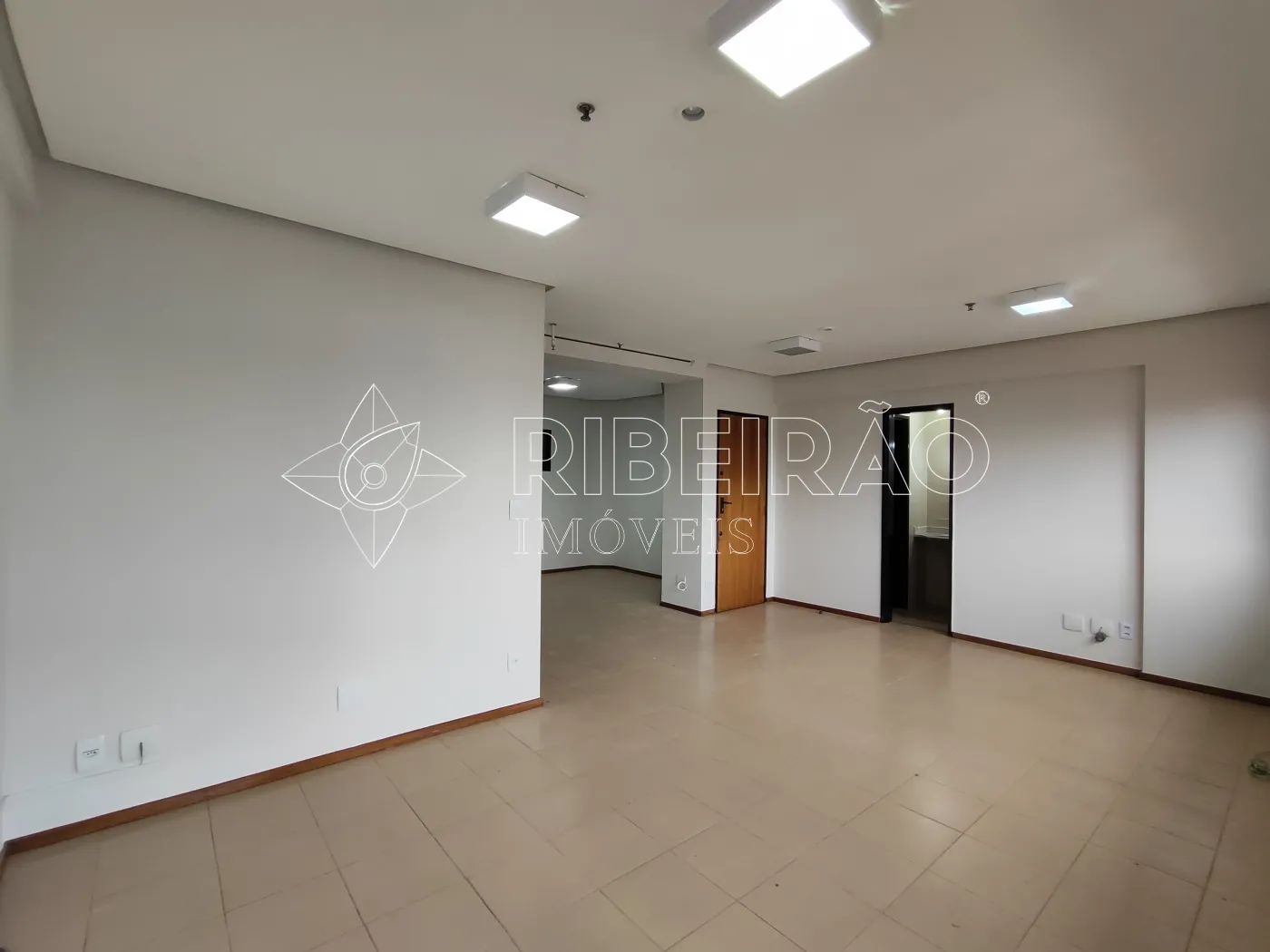 Alugar Comercial / Sala em Ribeirão Preto R$ 870,00 - Foto 8