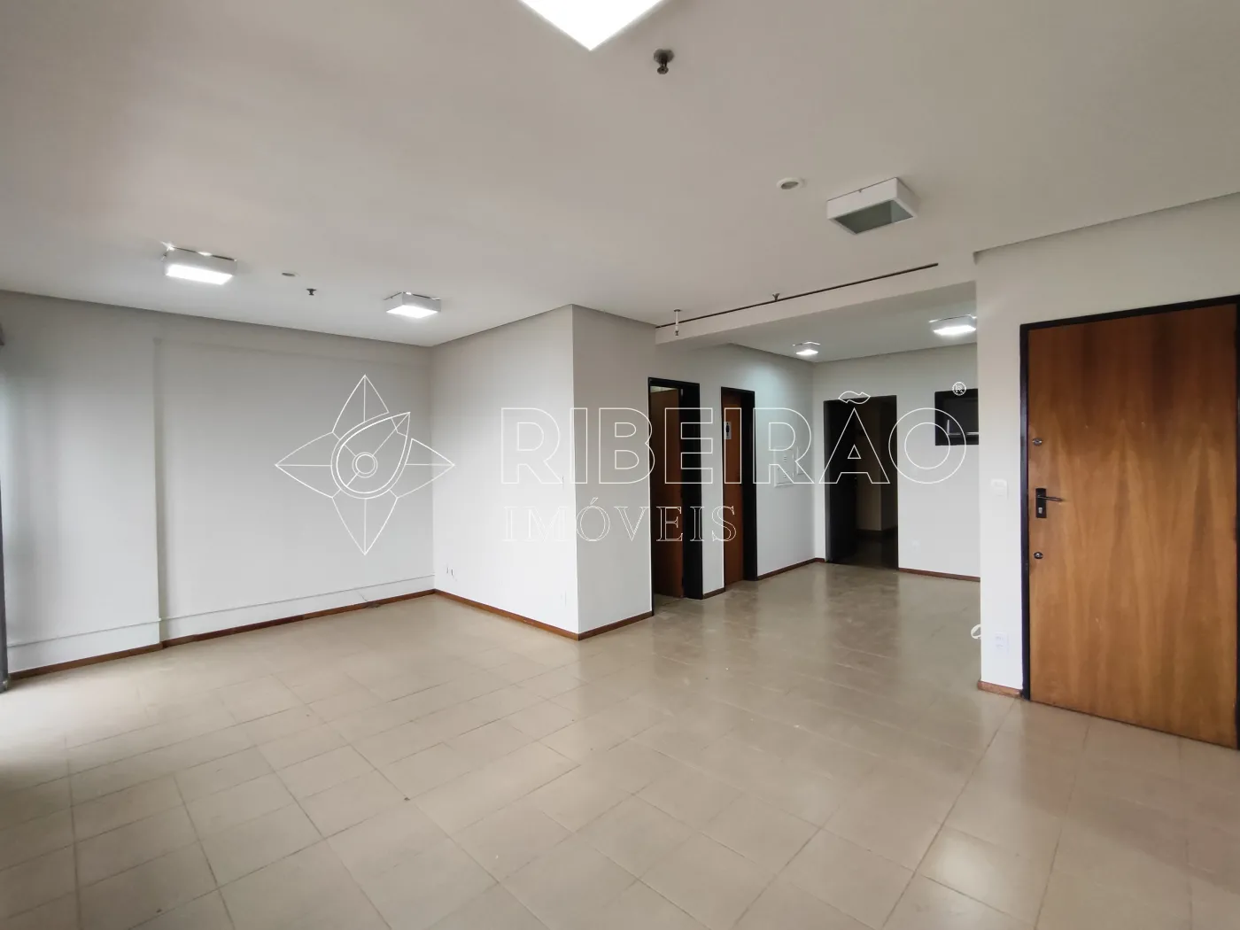 Alugar Comercial / Sala em Ribeirão Preto R$ 870,00 - Foto 9