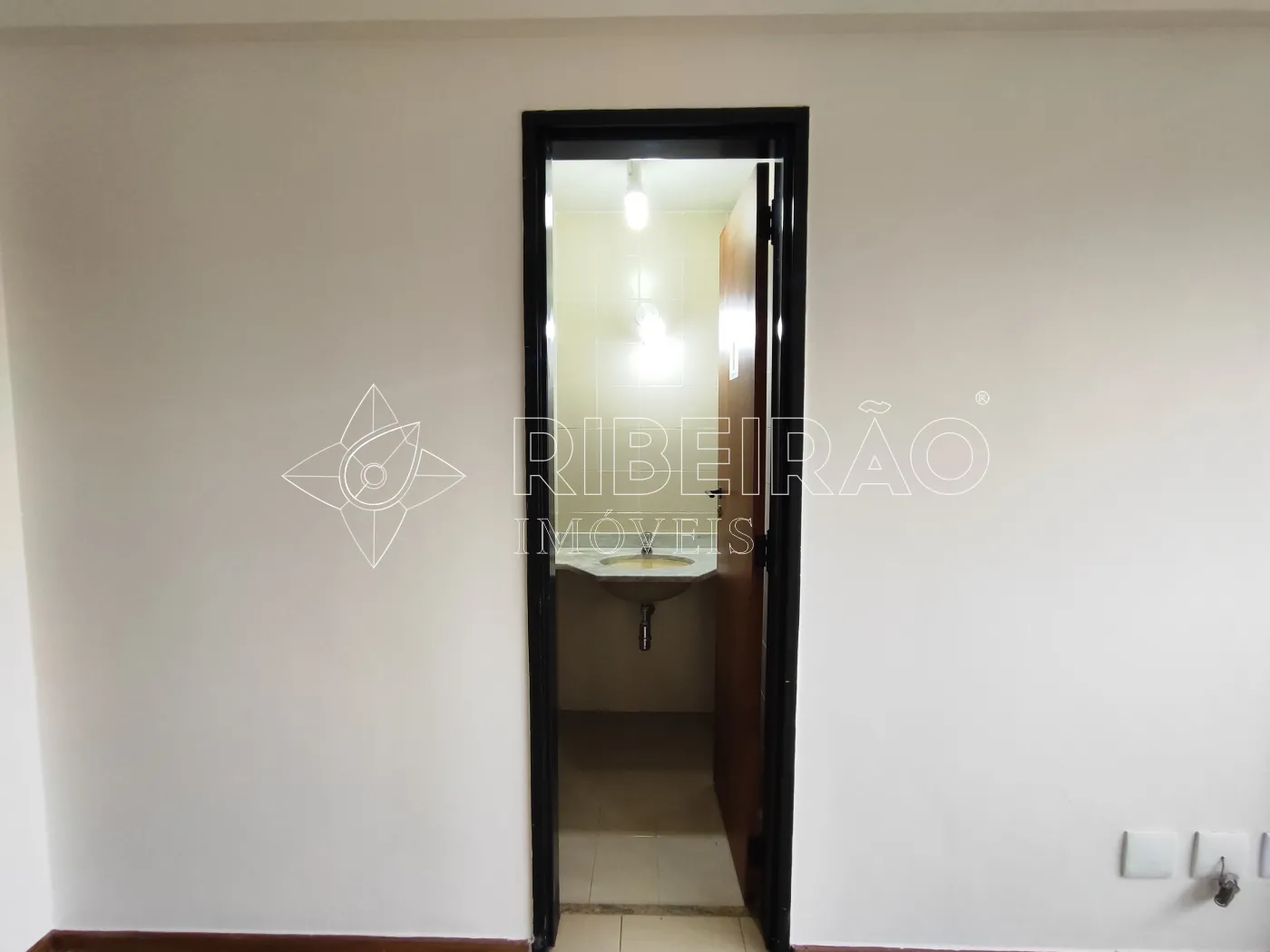 Alugar Comercial / Sala em Ribeirão Preto R$ 870,00 - Foto 10
