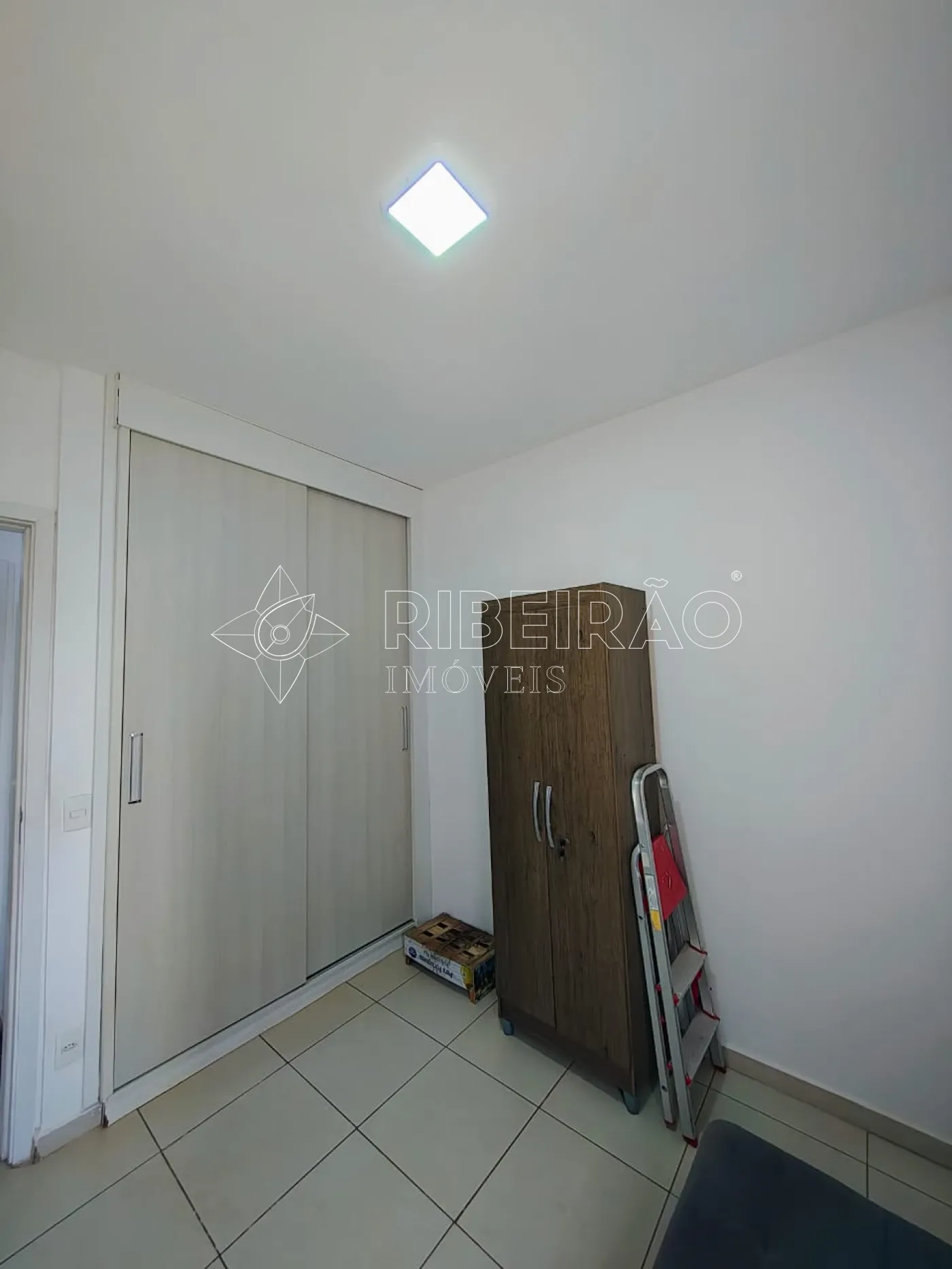 Alugar Apartamento / Padrão em Ribeirão Preto R$ 1.100,00 - Foto 18