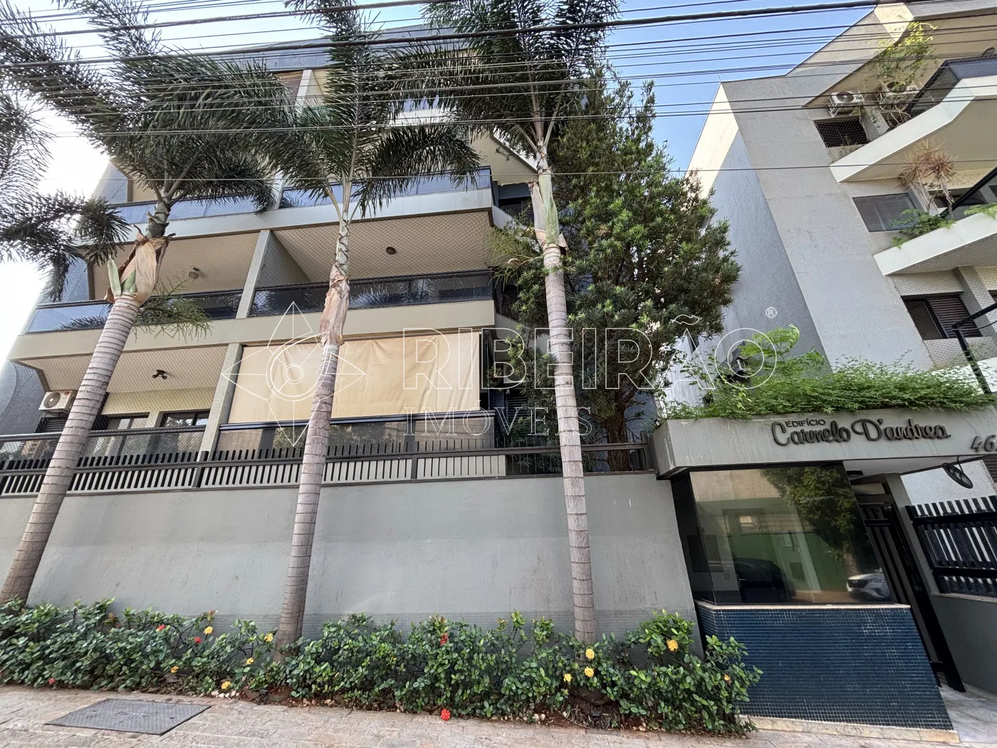 Alugar Apartamento / Padrão em Ribeirão Preto R$ 2.200,00 - Foto 1