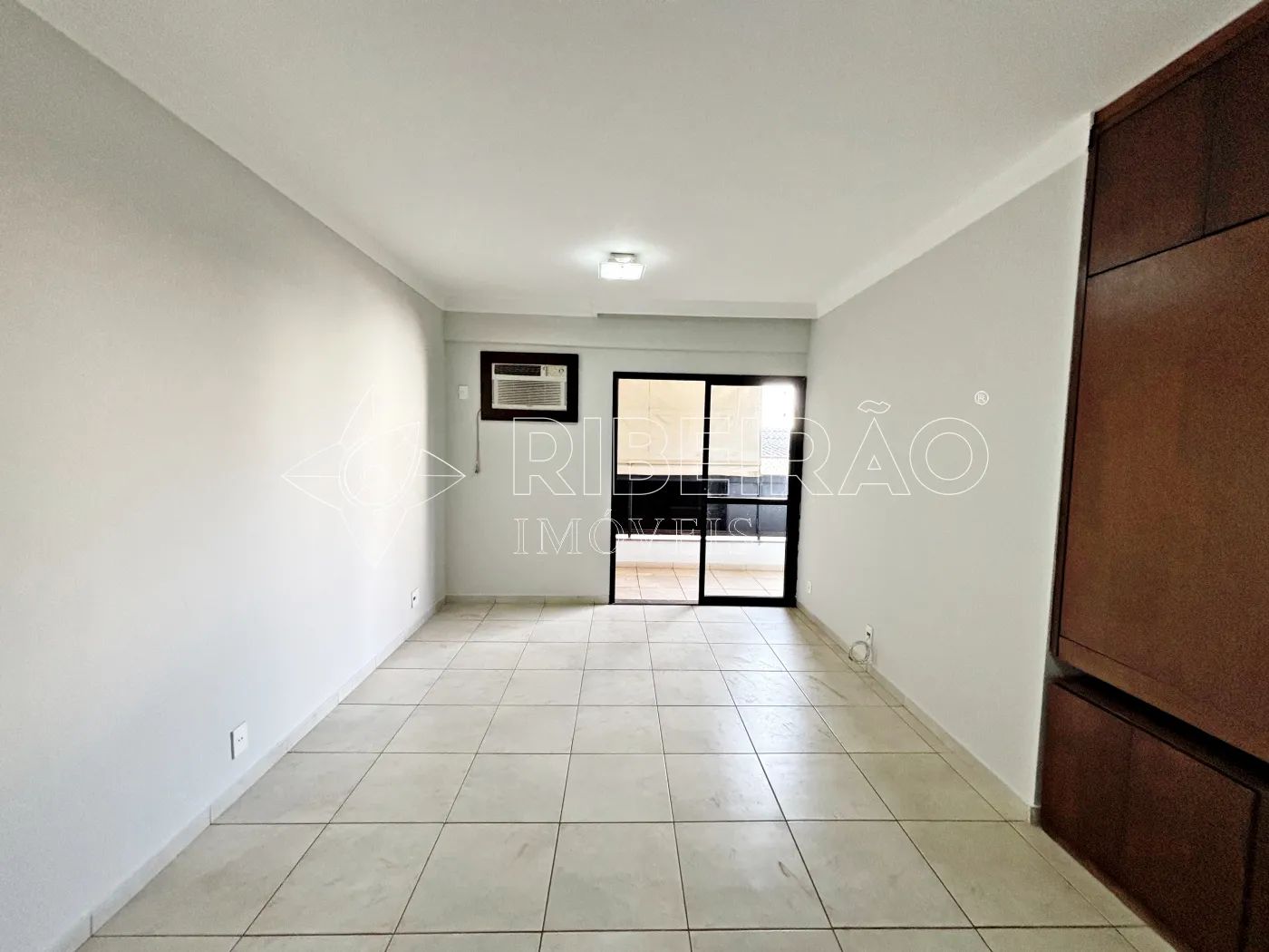 Alugar Apartamento / Padrão em Ribeirão Preto R$ 2.200,00 - Foto 2