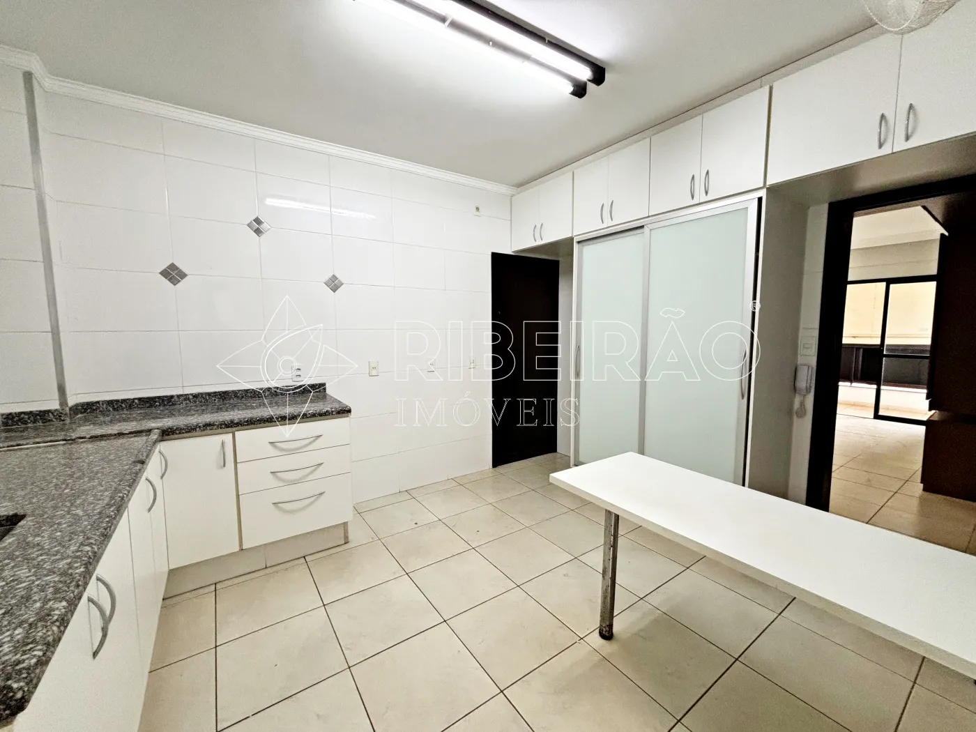 Alugar Apartamento / Padrão em Ribeirão Preto R$ 2.200,00 - Foto 6