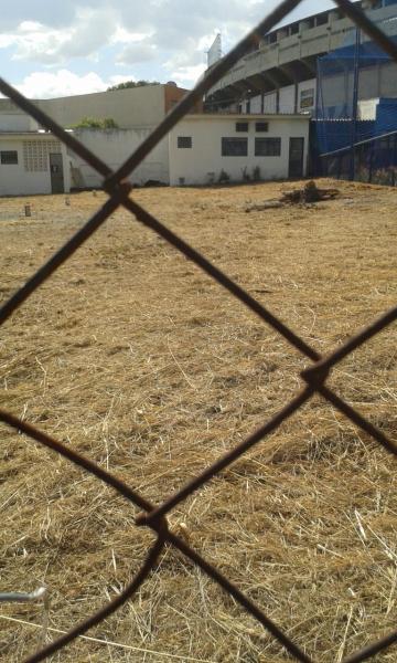 imagem 5 - Imóvel comercial no Bairro Jd. Palma Travassos, escritório com portas de blindex, banheiro e copa, wcs feminino e masculino. imagem 5 - Imóvel comercial no Bairro Jd. Palma Travassos, escritório com portas de blindex, banheiro e copa, wcs feminino e masculino.