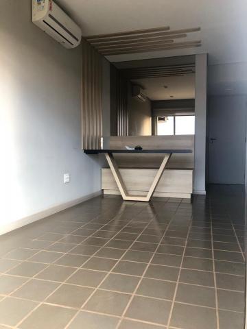 Alugar Apartamento / Padrão em Ribeirão Preto. apenas R$ 900,00