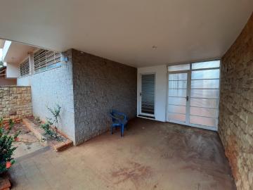 Alugar Casa / Comercial em Ribeirão Preto. apenas R$ 2.500,00