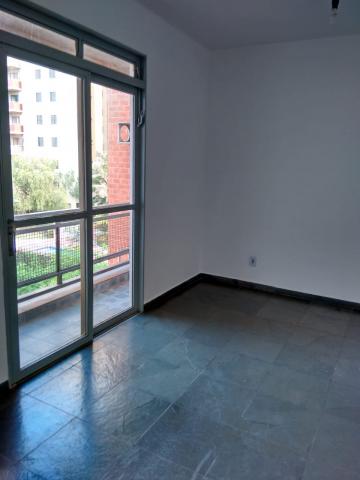 Alugar Apartamento / Padrão em Ribeirão Preto. apenas R$ 190.000,00