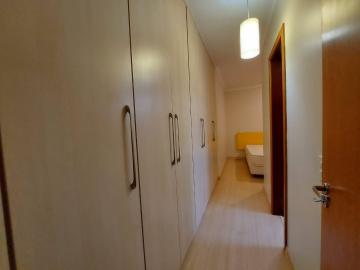 imagem 5 - Casa térrea reformada em condomínio no Recreio das Acácias imagem 5 - Casa térrea reformada em condomínio no Recreio das Acácias