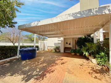 Alugar Casa / Condomínio em Ribeirão Preto. apenas R$ 815.000,00