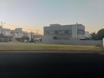 Alugar Terreno / Condomínio em Ribeirão Preto. apenas R$ 589.000,00